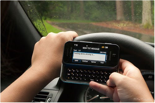 Ways to Stop Your Teen from Texting and Driving