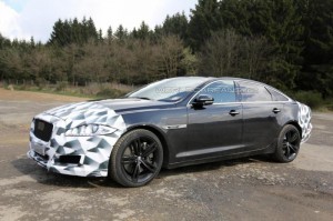 Jaguar-XJR-2015